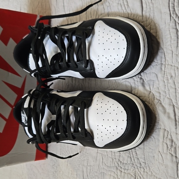 Nike Dunk Low Panda